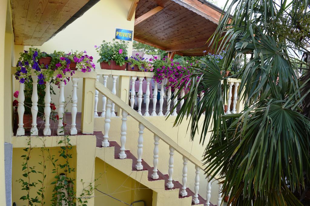Hostel David Мостар Екстер'єр фото